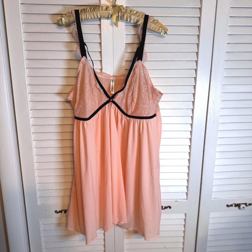 TORRID Curve Women's Peach Lace Trim Nightgown Chemise Valentine's Day SZ 3‎